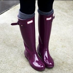 Hunter Boots Plum Color Size 8. Great condition!